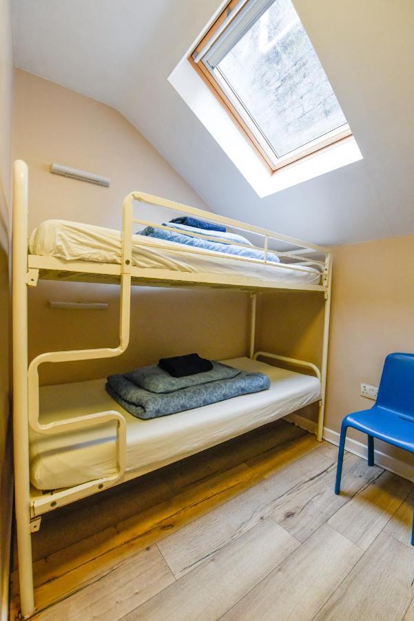 Snoozles Quay Street Tourist Hostel Galway Eksteriør billede